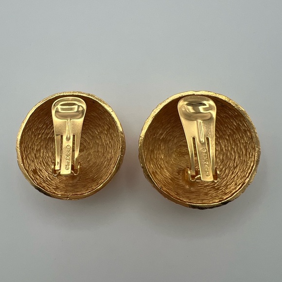 Christian Dior Large Hammered Orb Clip Earrings - Picture 3 of 6